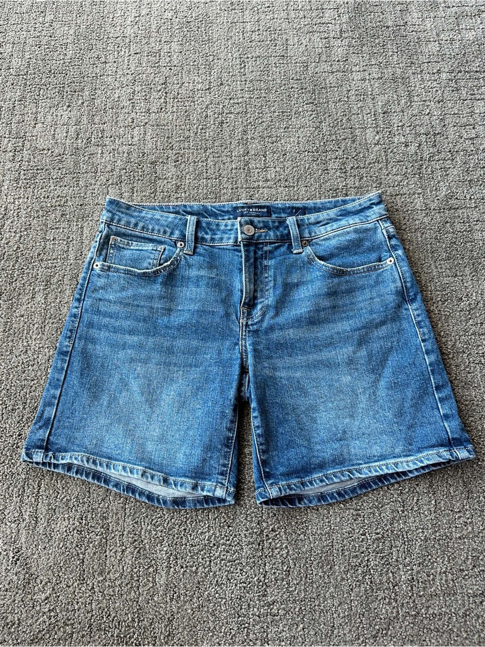 Lucky Brand The Roll Up Stretch Low Rise Jean Shorts Medium Wash 90s - Size 2